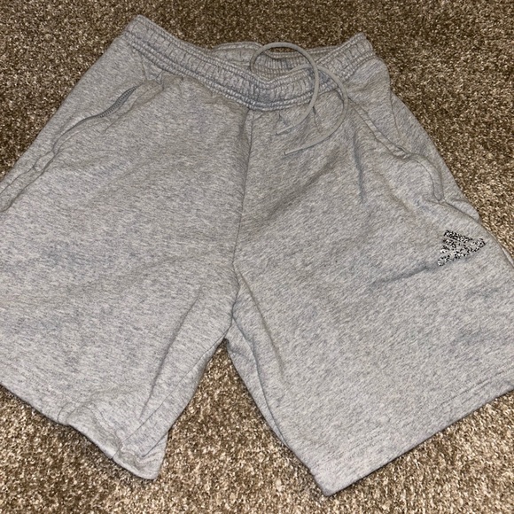 Adidas cotton shorts color grey - Picture 1 of 9